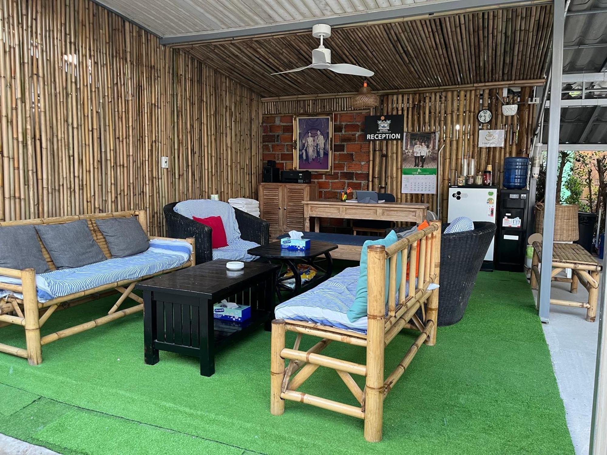 Namthip Homebeach Baan Tai Luaran gambar
