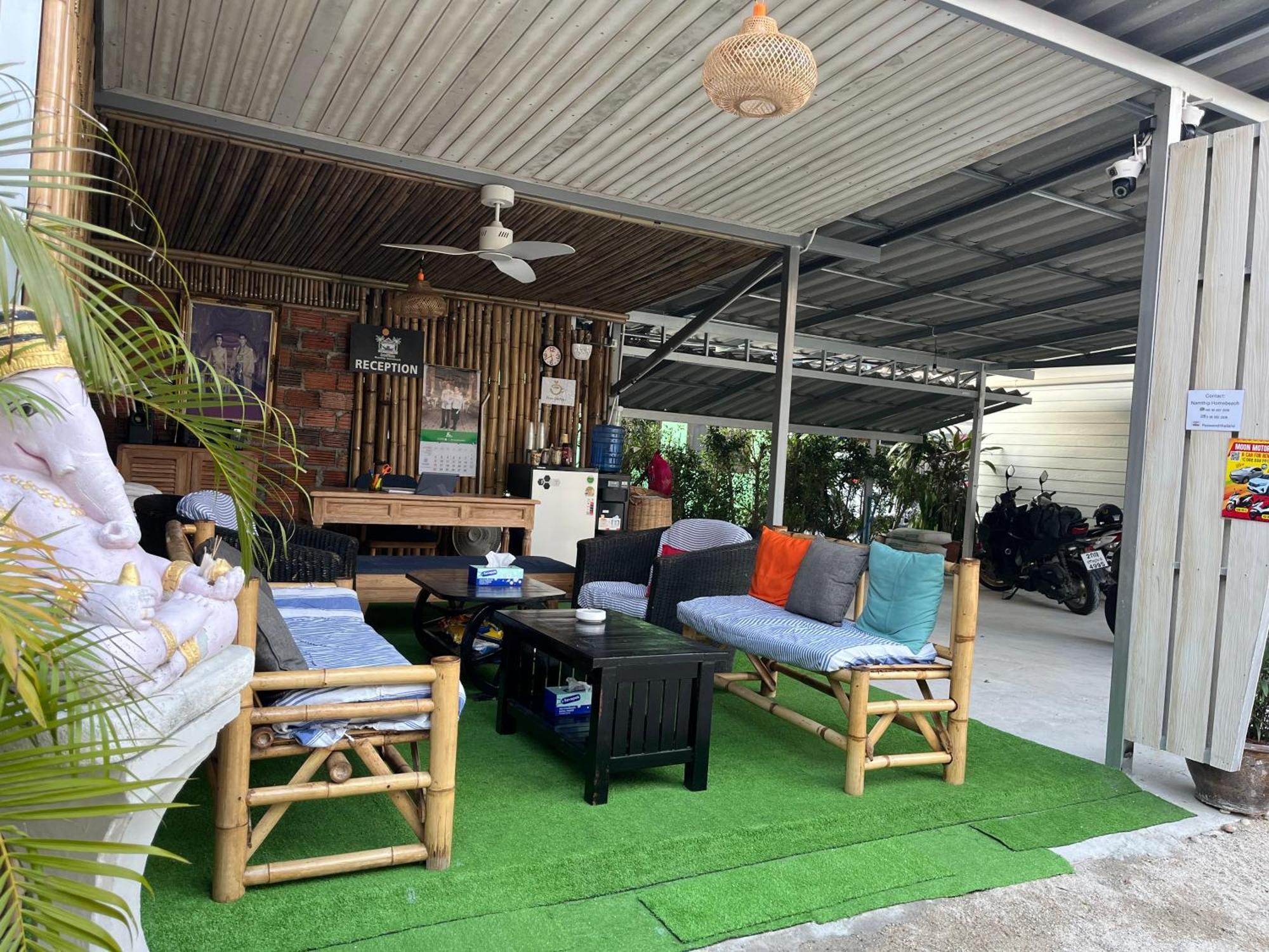 Namthip Homebeach Baan Tai Luaran gambar
